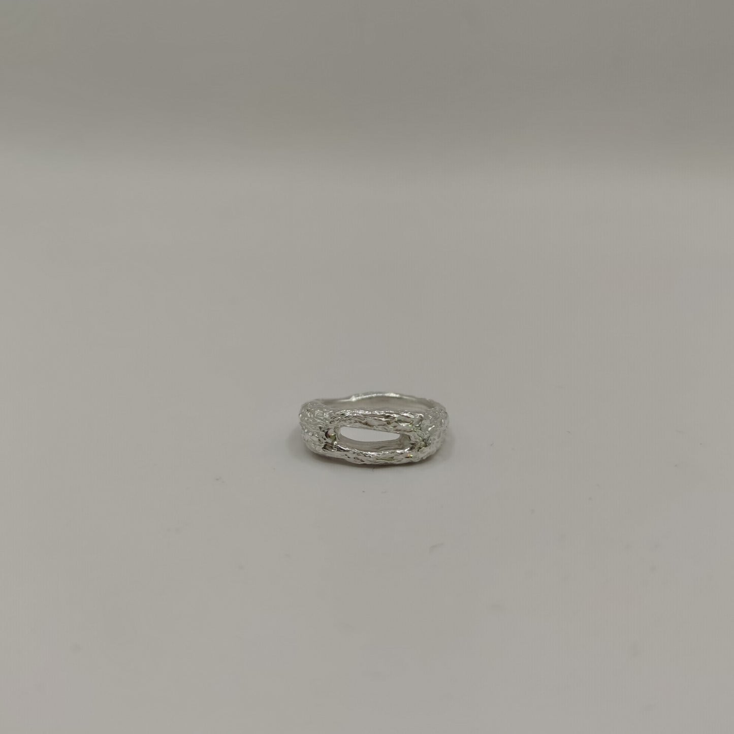Raw Souvenir Ring