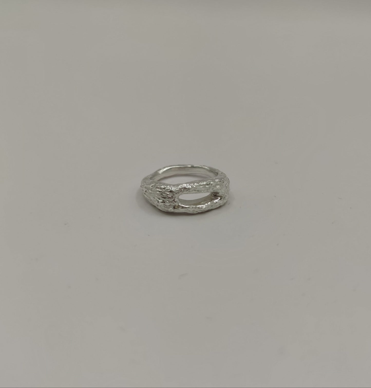 Raw Souvenir Ring