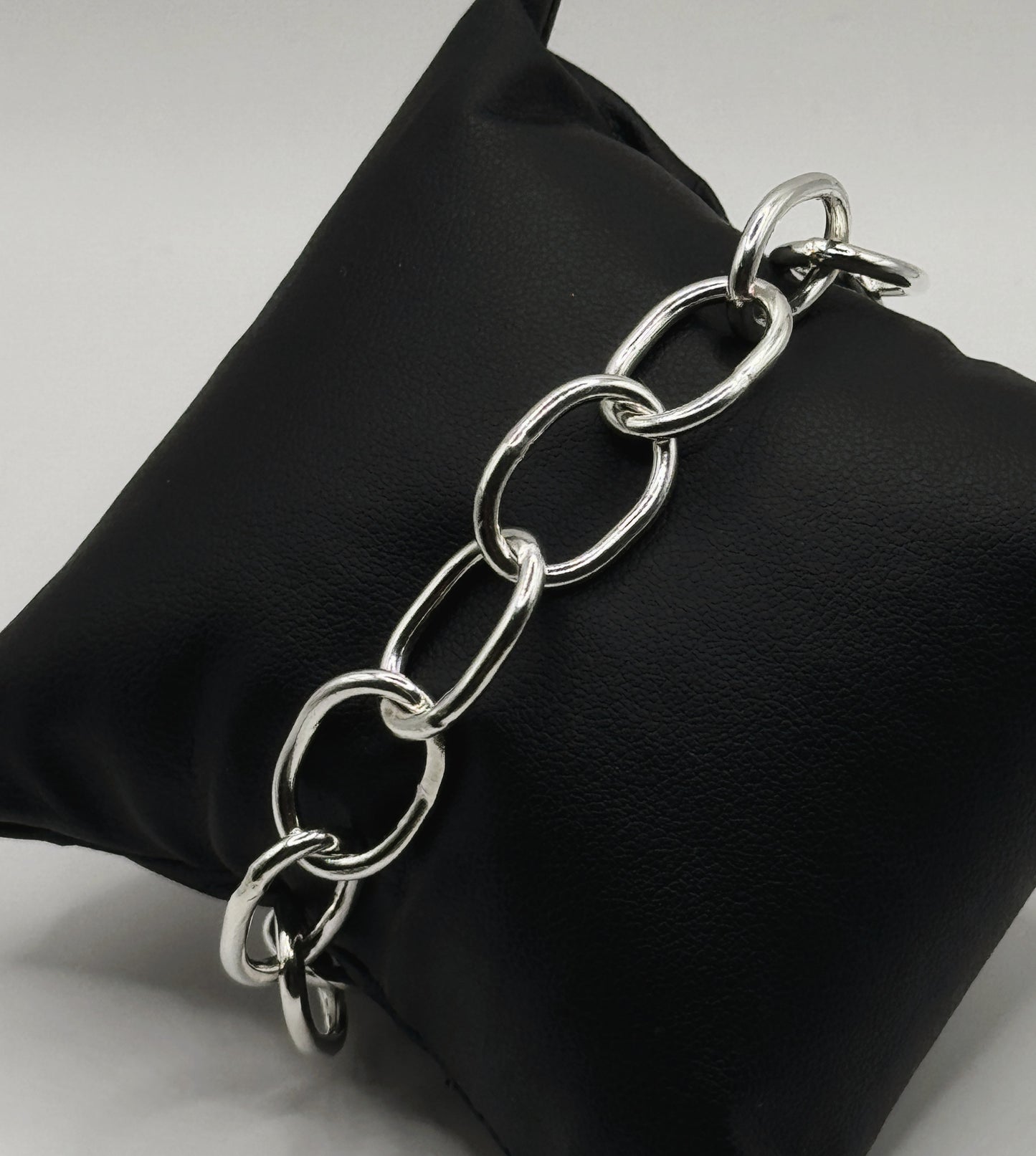 Raw silver chain